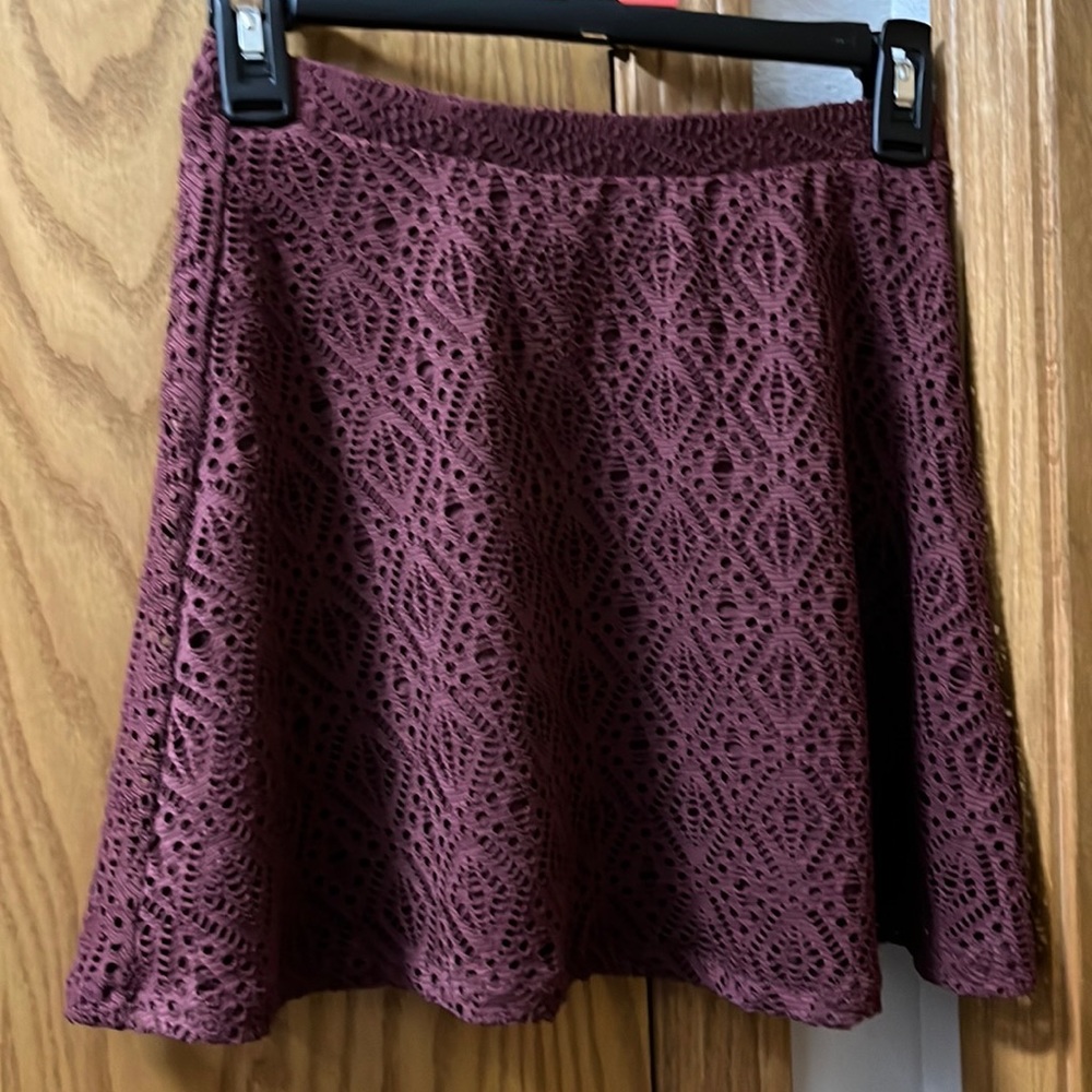 🌸 Cape Juby Burgundy/Wine Lace Mini Skirt